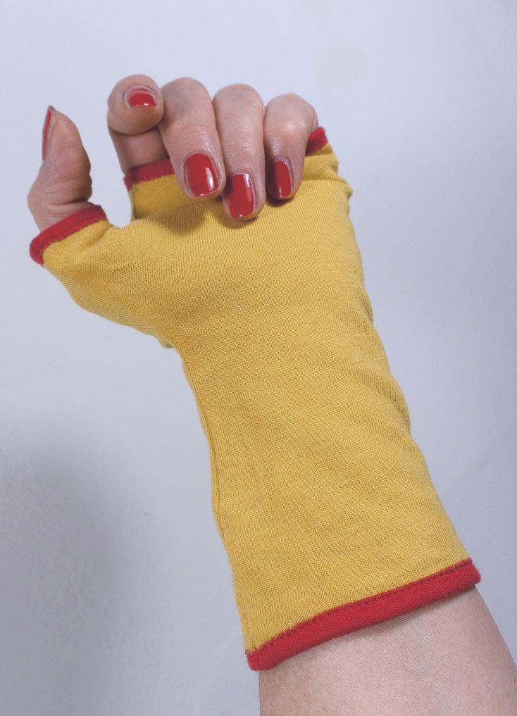 Pulswärmer | Handschuhe fingerlos aus Baumwoll-Jersey in curry gelb mit Futter & Paspel