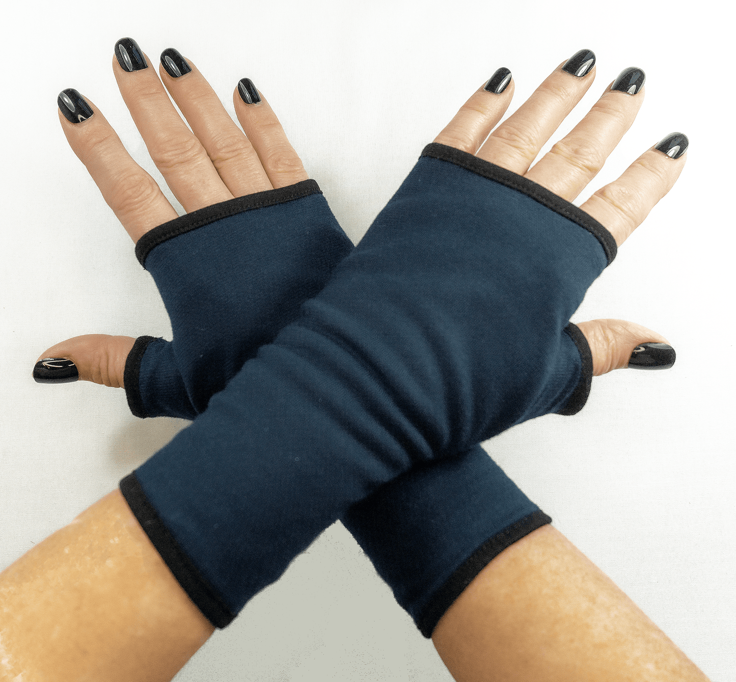 Pulswärmer | Handschuhe fingerlos aus Baumwoll-Jersey in dunkelblau mit Futter & Paspel