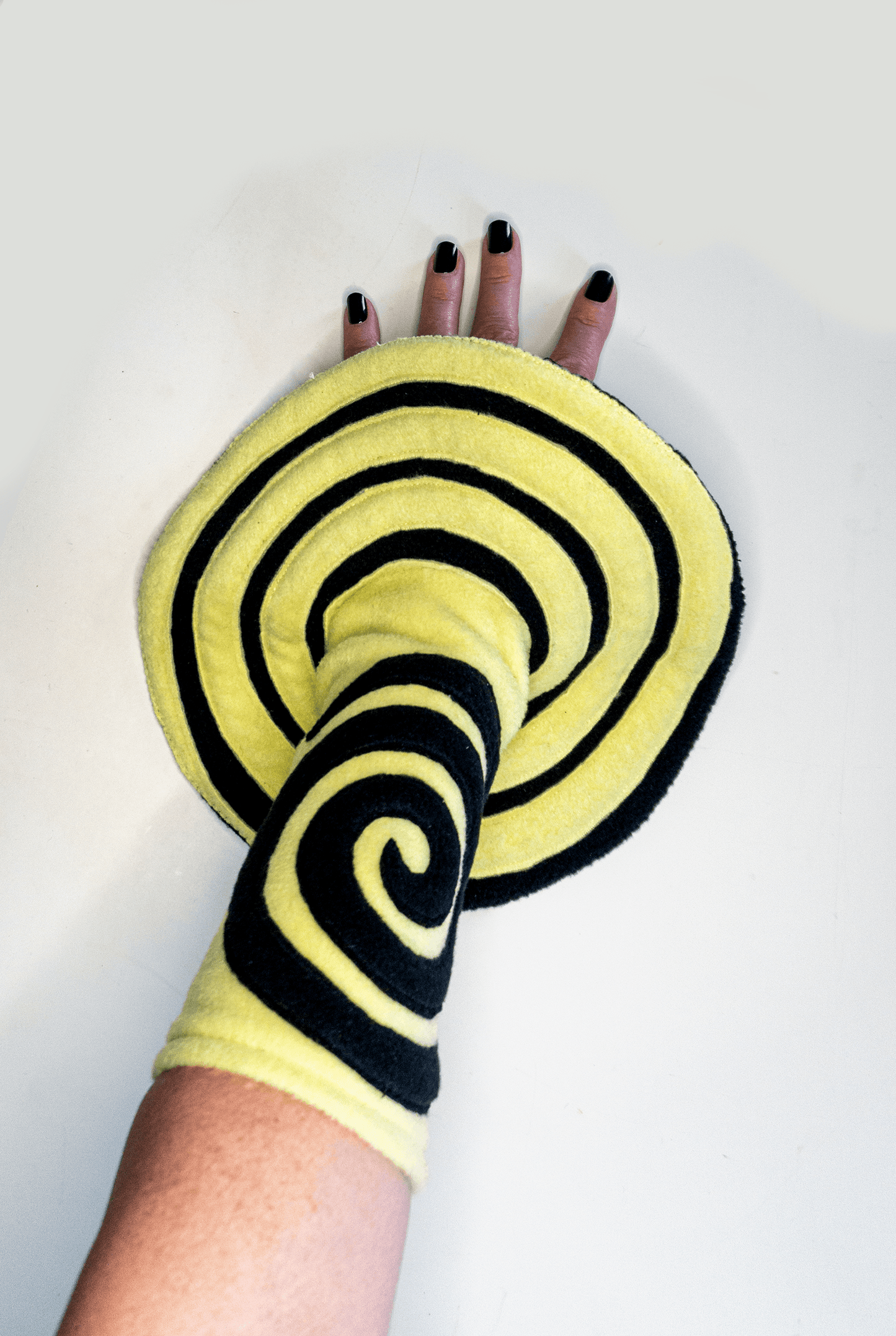 Fleece Armstulpen Spiral Sonambur mit steifem Röckchen verschiedene Farben alle Größen frei wählbar