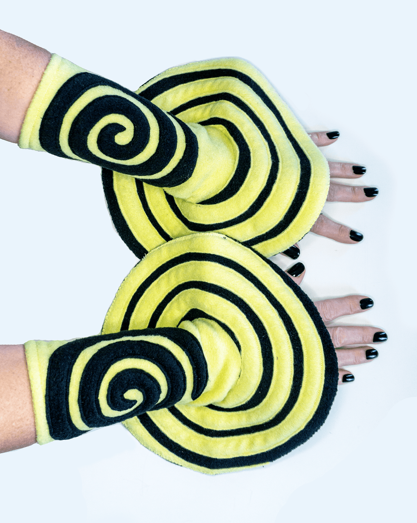 Fleece Armstulpen Spiral Sonambur mit steifem Röckchen verschiedene Farben alle Größen frei wählbar