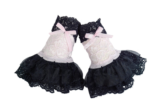 Paar gothic lolita Manschetten mit Röckchen von Mouska Alfar, handgefertigt