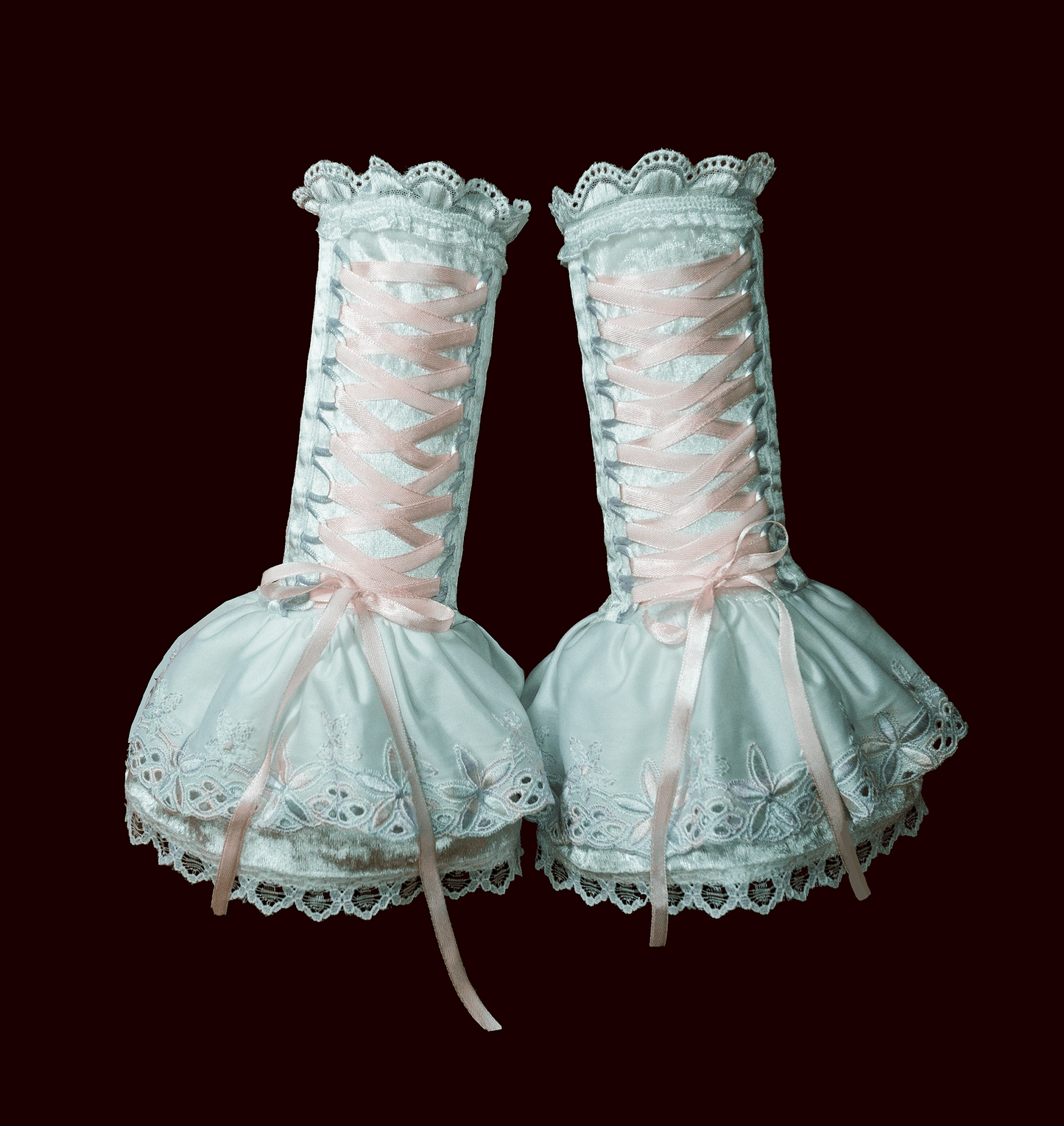 gothic lolita arm warmers | panne velvet & lots of lace | black pink | with belt and skirt