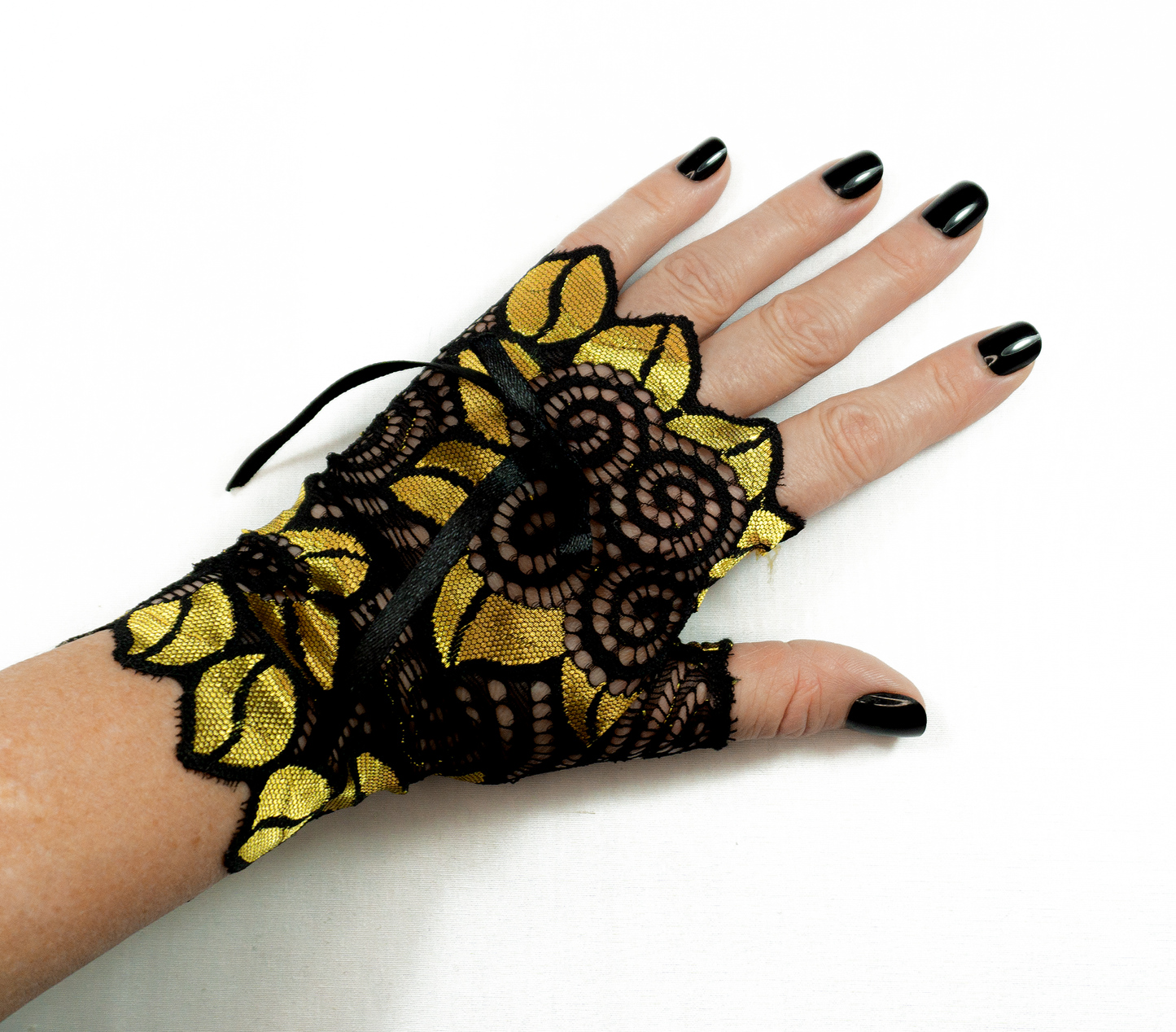 sexy lolita wrist warmers black/pink & bow