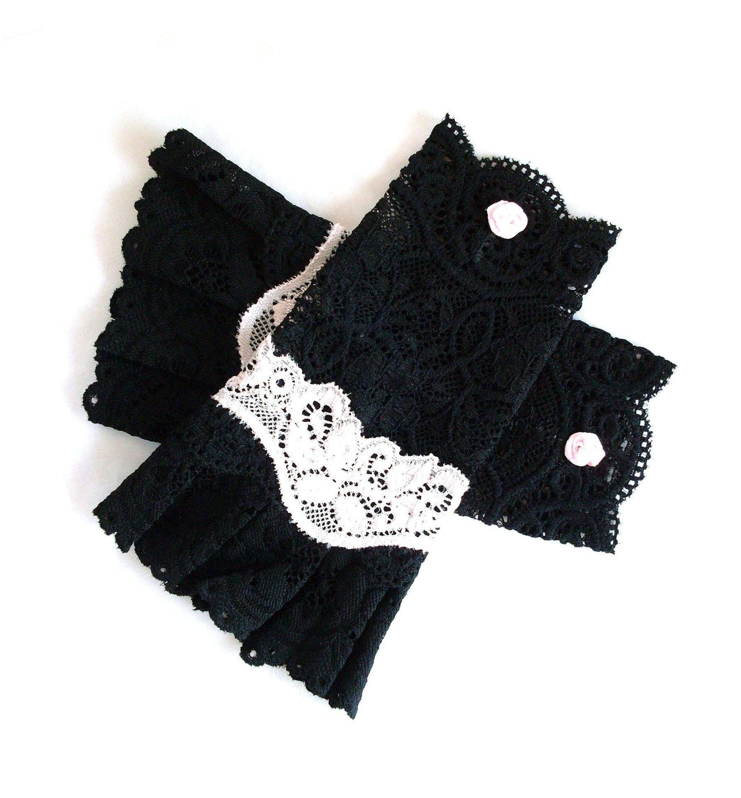 gothic lolita arm warmers | panne velvet & lots of lace | black pink | with belt and skirt