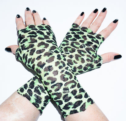 sexy lolita wrist warmers black/pink &amp; bow