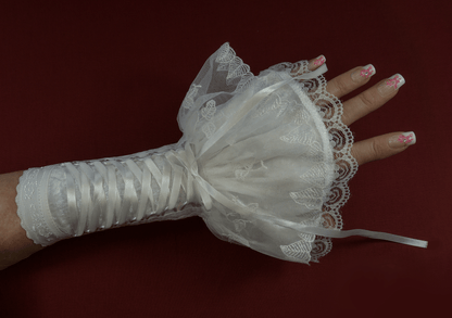 gothic lolita arm warmers | panne velvet &amp; lots of lace | black pink | with belt and skirt