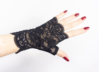 Pulswärmer Handschuhe fingerlos gothic schwarz mit Blumen