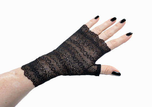 Pulswärmer Handschuhe fingerlos gothic schwarz lineare Muster