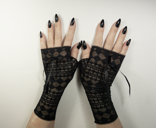 fingerlose gothic Handschuhe | schwarz mit Schleife | Rauten karo Muster | Größe XS-XL