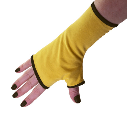 Soft jersey wrist warmers, SUPER COMFORTABLE #MUSTHAVE, brightly patterned, lined, lining color selectable, with bow