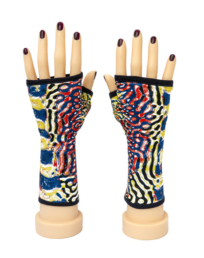 Soft jersey wrist warmers, SUPER COMFORTABLE #MUSTHAVE, brightly patterned, lined, lining color selectable, with bow
