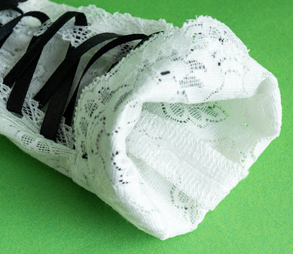 weiteres Detail Bild: ein Blick ins Innere: mit Overlock-Naht vernähtes Innenleben