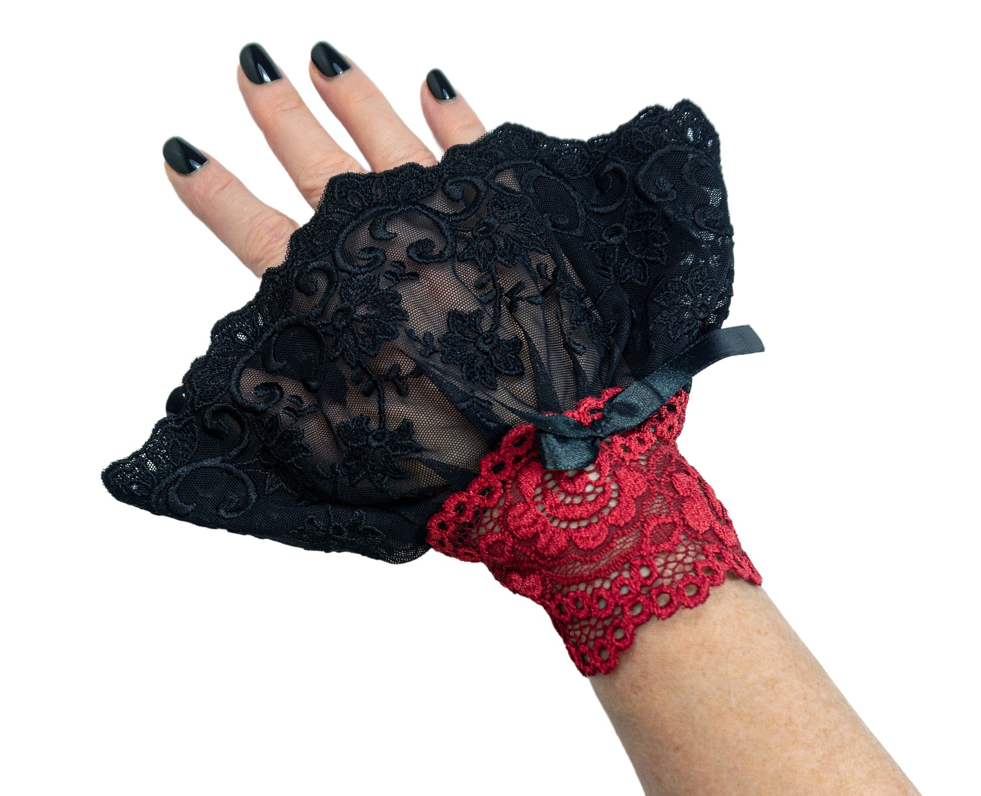 Hand, Arm Accessoire für verschiedenste Subkulturen wie Punk, rockabilly, gothic lolita oder pin-up, burlesque, show Auftritte, Theater als auch für dragqueens, Travestie und sogar cheerleading und Karneval. exklusive Spitzen Stulpen für ein dark romantisches Outfit 