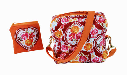 Mitaines en jersey doux, ULTRA CONFORTABLES #INDISPENSABLE, à motifs colorés, doublées (couleur de la doublure au choix), avec nœud.