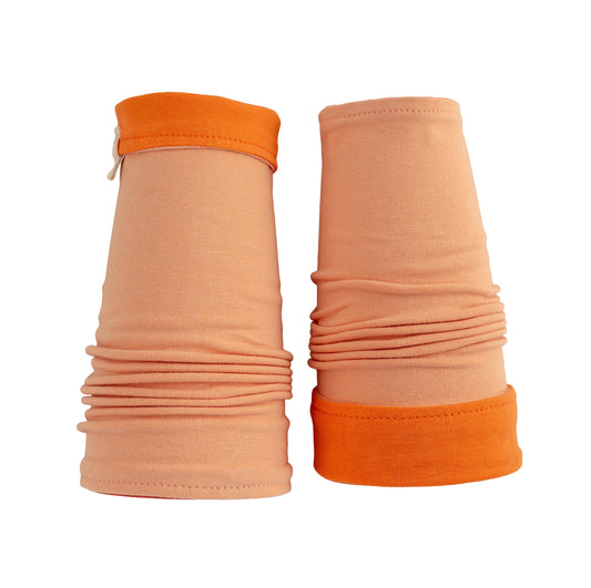 Mitaines en jersey doux, ULTRA CONFORTABLES #INDISPENSABLE, à motifs colorés, doublées (couleur de la doublure au choix), avec nœud.