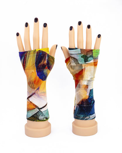 handgenähte Handschuhe fingerfrei für Sport und Freizeit, 100 % Baumwolle, gemustert mit expressionistischem Kunstdruck von Stenzo Textiles, mit Daumen zum Reinschlüpfen, Länge bis übers Handgelenk in Größen XXS bis XXL