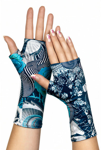 Mitaines en jersey doux, ULTRA CONFORTABLES #INDISPENSABLE, à motifs colorés, doublées (couleur de la doublure au choix), avec nœud.