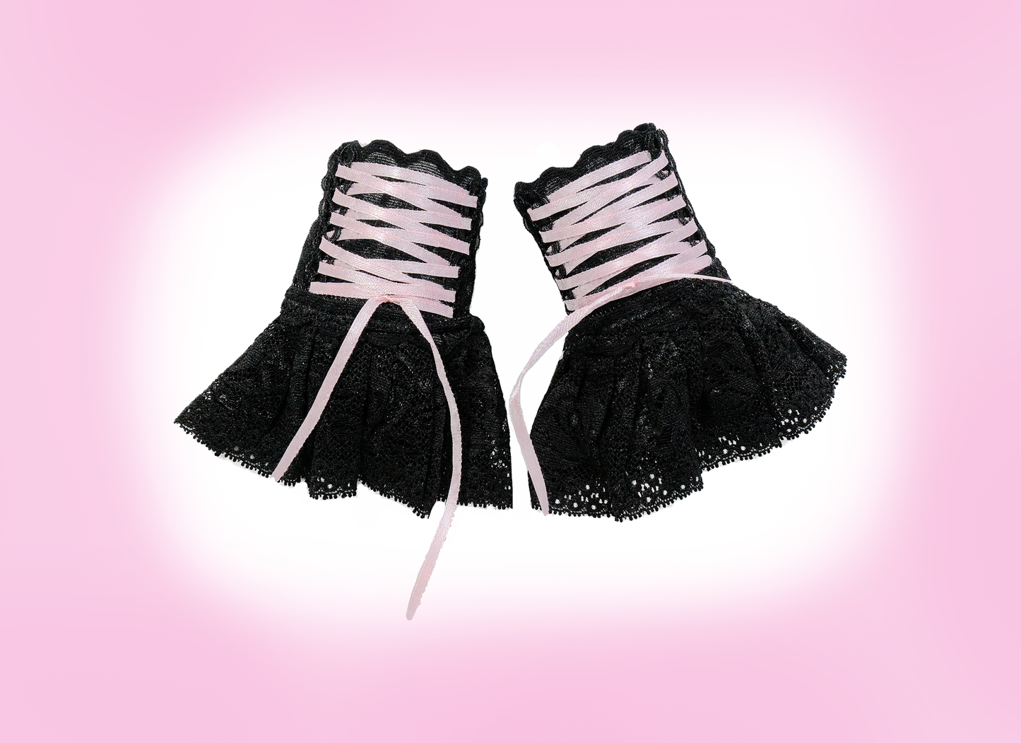 gothic lolita arm warmers | panne velvet &amp; lots of lace | black pink | with belt and skirt