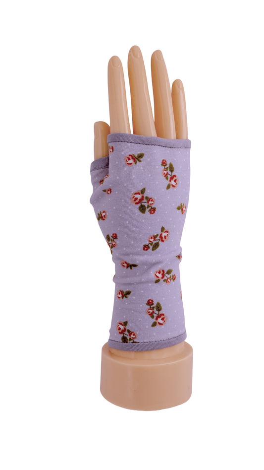 Handschuh Einzelansicht. Handmade in Germany. Größen XXS, XS, S, M, L, XL und XXL für einen romantischen Abend oder rockabella als auch vintage