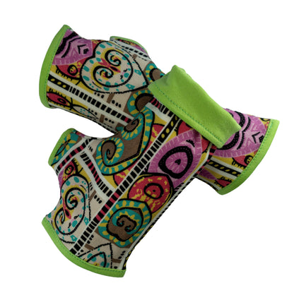 Soft jersey wrist warmers, SUPER COMFORTABLE #MUSTHAVE, brightly patterned, lined, lining color selectable, with bow
