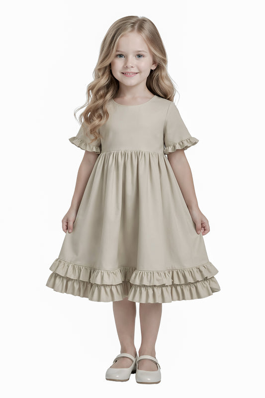 Kinder Teenager gothic lolita Kleid in majestätischem beige. Viktorianisch, aber mit Kurzarm, midi Länge. Rock petticoat tauglich. verspielte Volants, nostalgisch. Feierlich. Festlich. Förmliche Anlässe aber auch Hochzeits feier oder Brautjungfer.