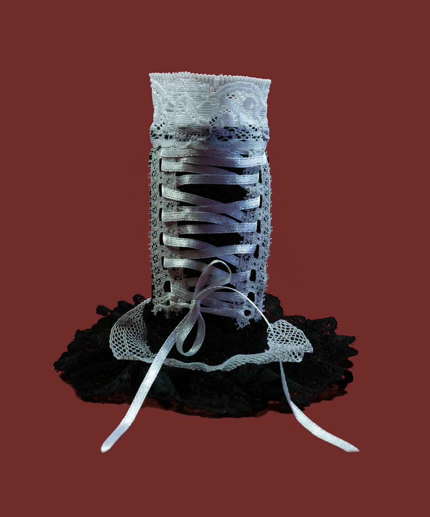 gothic lolita arm warmers | panne velvet &amp; lots of lace | black pink | with belt and skirt