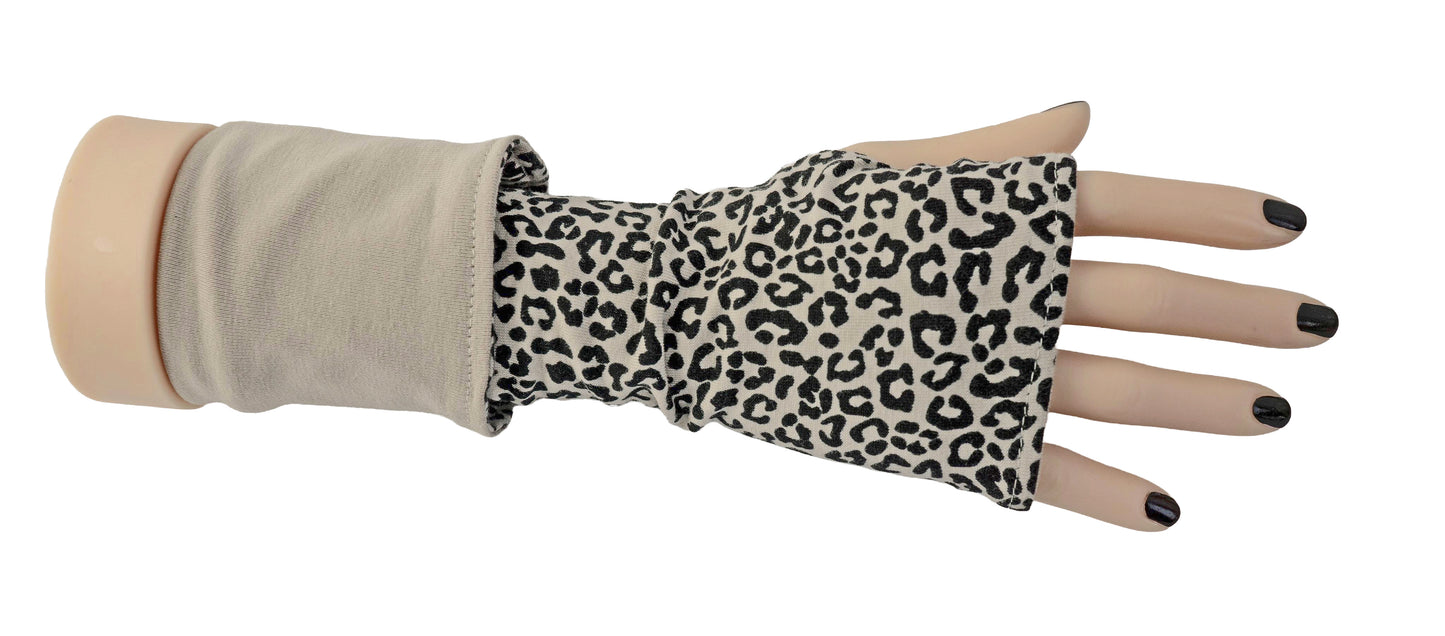 Soft jersey wrist warmers, SUPER COMFORTABLE #MUSTHAVE, brightly patterned, lined, lining color selectable, with bow