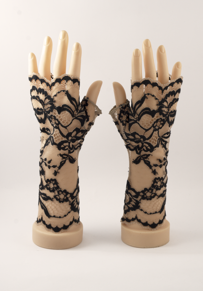 sexy lolita wrist warmers black/pink &amp; bow