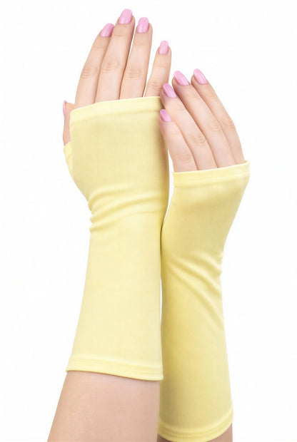 Mitaines en jersey doux, ULTRA CONFORTABLES #INDISPENSABLE, à motifs colorés, doublées (couleur de la doublure au choix), avec nœud.