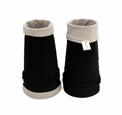 Armstulpen wendbar hier abgebildet in schwarz beige, einfach gehalten, super Qualität, in vielen Farben wählbar. Auf dieser Seite ist eine Seite immer beige.